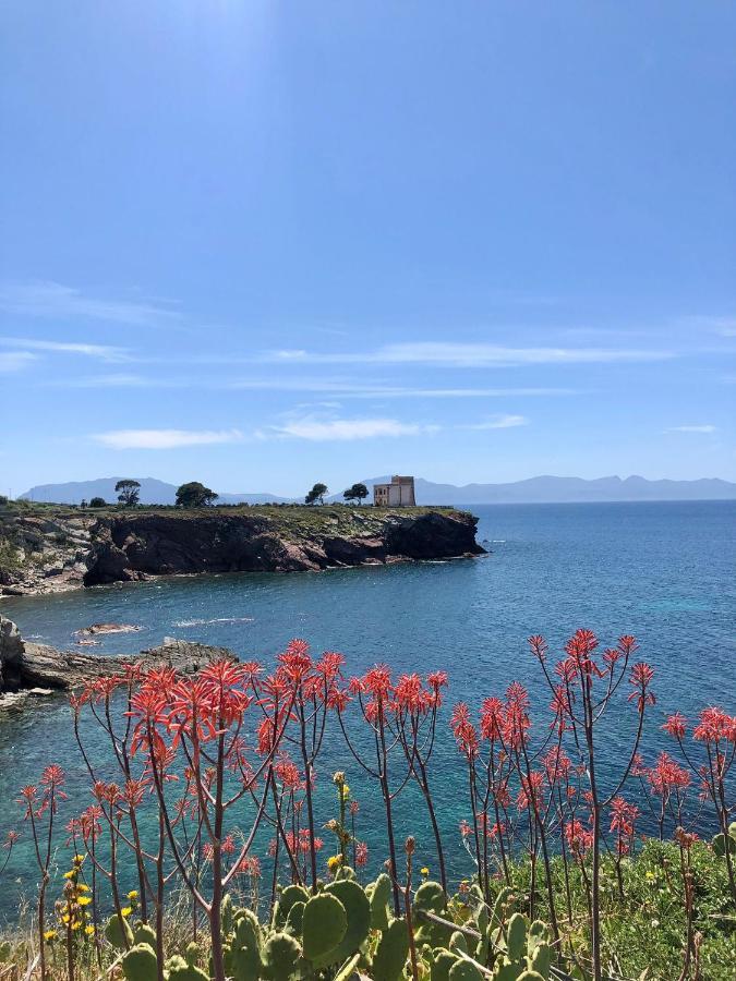 Le Lanterne Di Terrasini Hotel Bagian luar foto