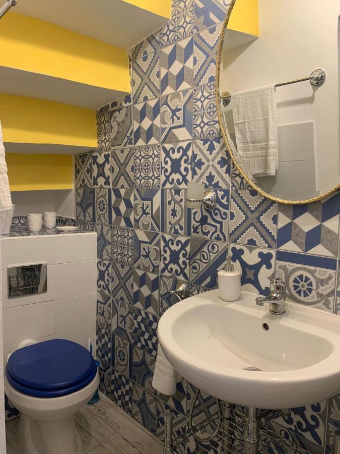 Le Lanterne Di Terrasini Hotel Bagian luar foto