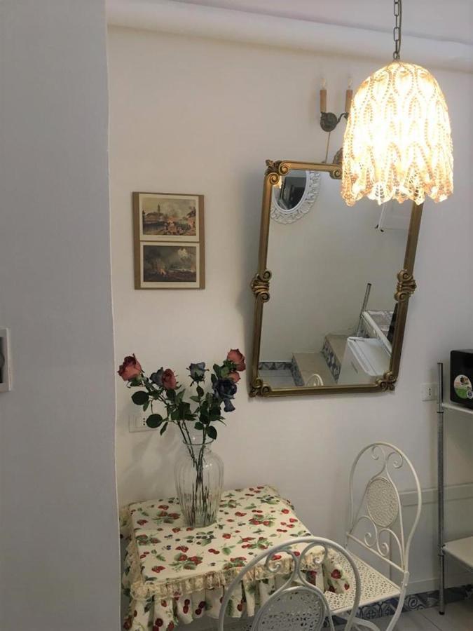 Le Lanterne Di Terrasini Hotel Bagian luar foto