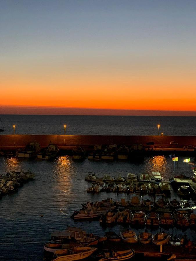Le Lanterne Di Terrasini Hotel Bagian luar foto